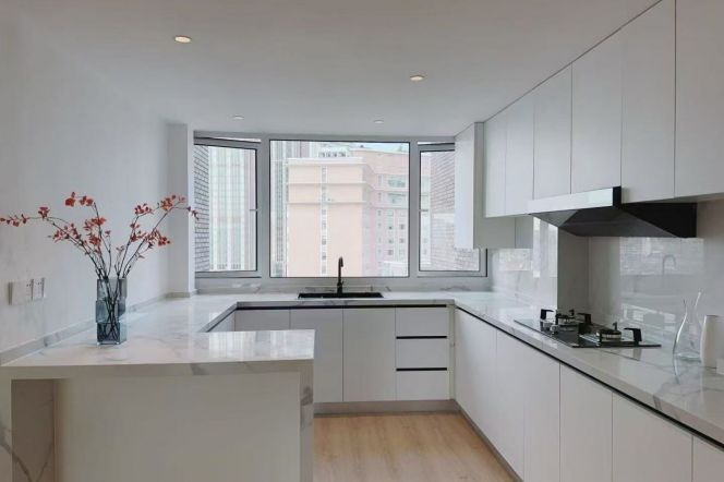 3br2lr2bt apt,with lift,Jingshajiang RD line 3/4/13,Nice deco&location.